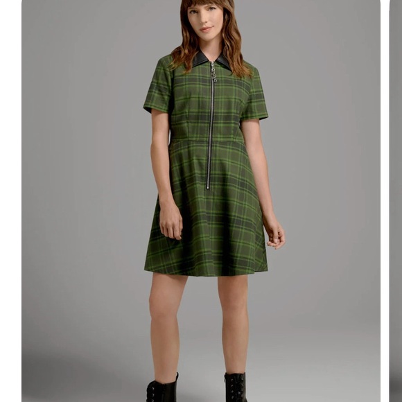 On A Power Zip Plaid Skater Dress - Picture 4 of 4